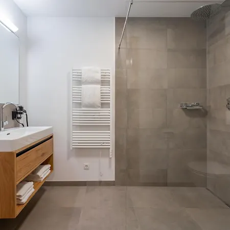 Domek alpejski Tauernlodge Eben C4 *