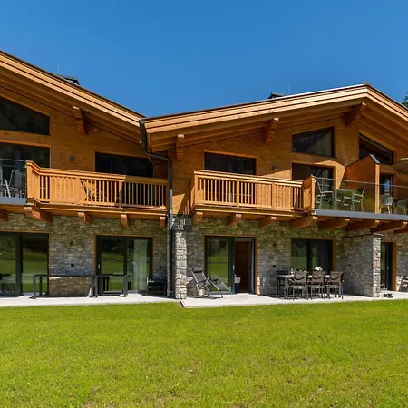 Alpstuga Tauernlodge Eben C4 *