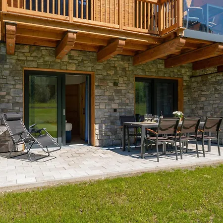 Alpstuga Tauernlodge Eben C4 *